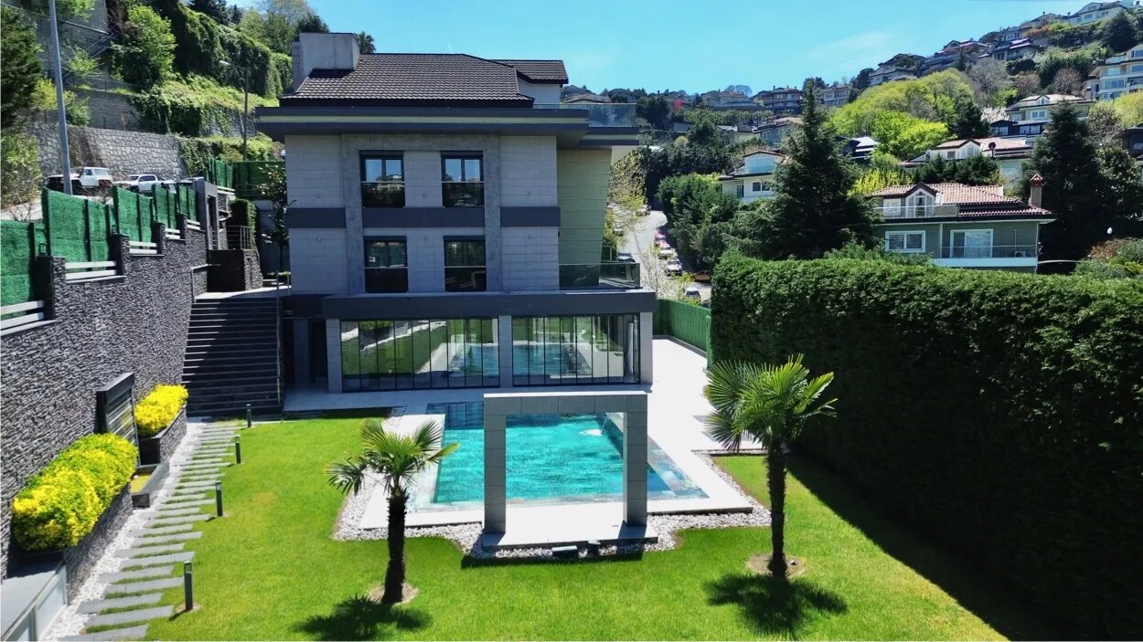 Acarkent'te İster Yaşam Alanı İster Şirket Merkezi, Tam Müstakil Kiralık Ticari Villa