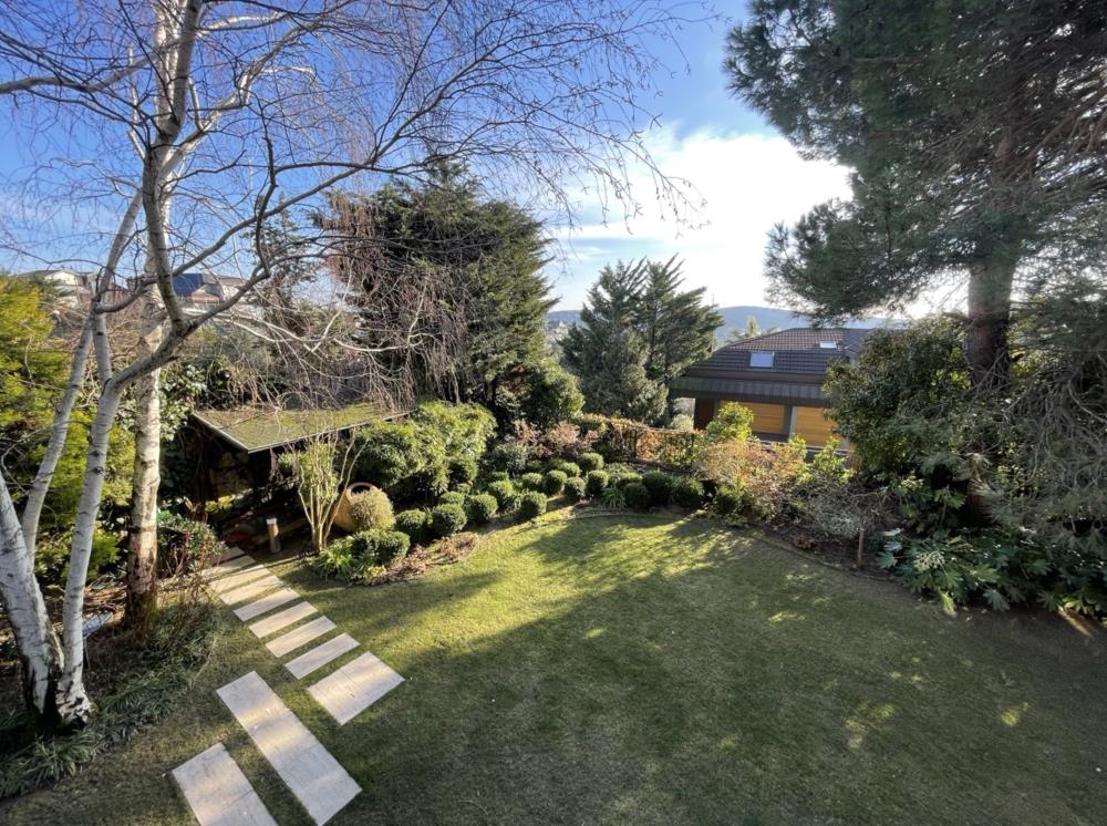 Acarkent’te Yüksek Konumlu Lüks ve Özel Tasarımlı A Tipi Villa