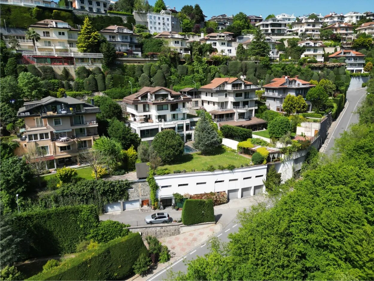 Acarkent'te Orman Manzaralı Güney Cepheli Kiralık Bahçe Tripleks